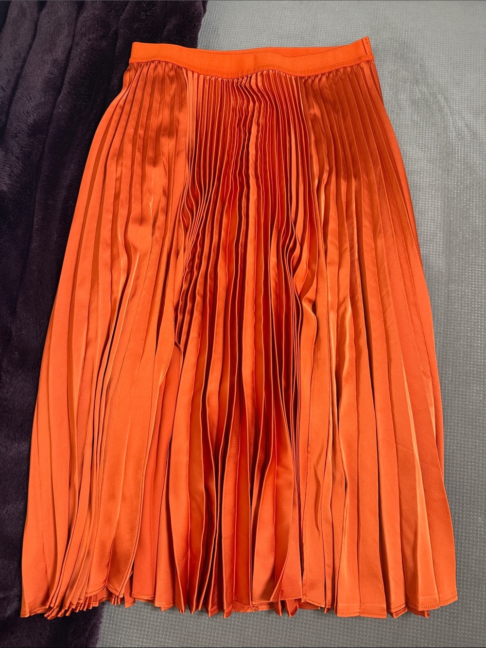 Halogen Satin Pleated Midi Skirt Orange Persimmon Size M